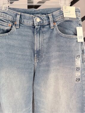 GAP Women's Stride Ankle Crop Jeans NWT